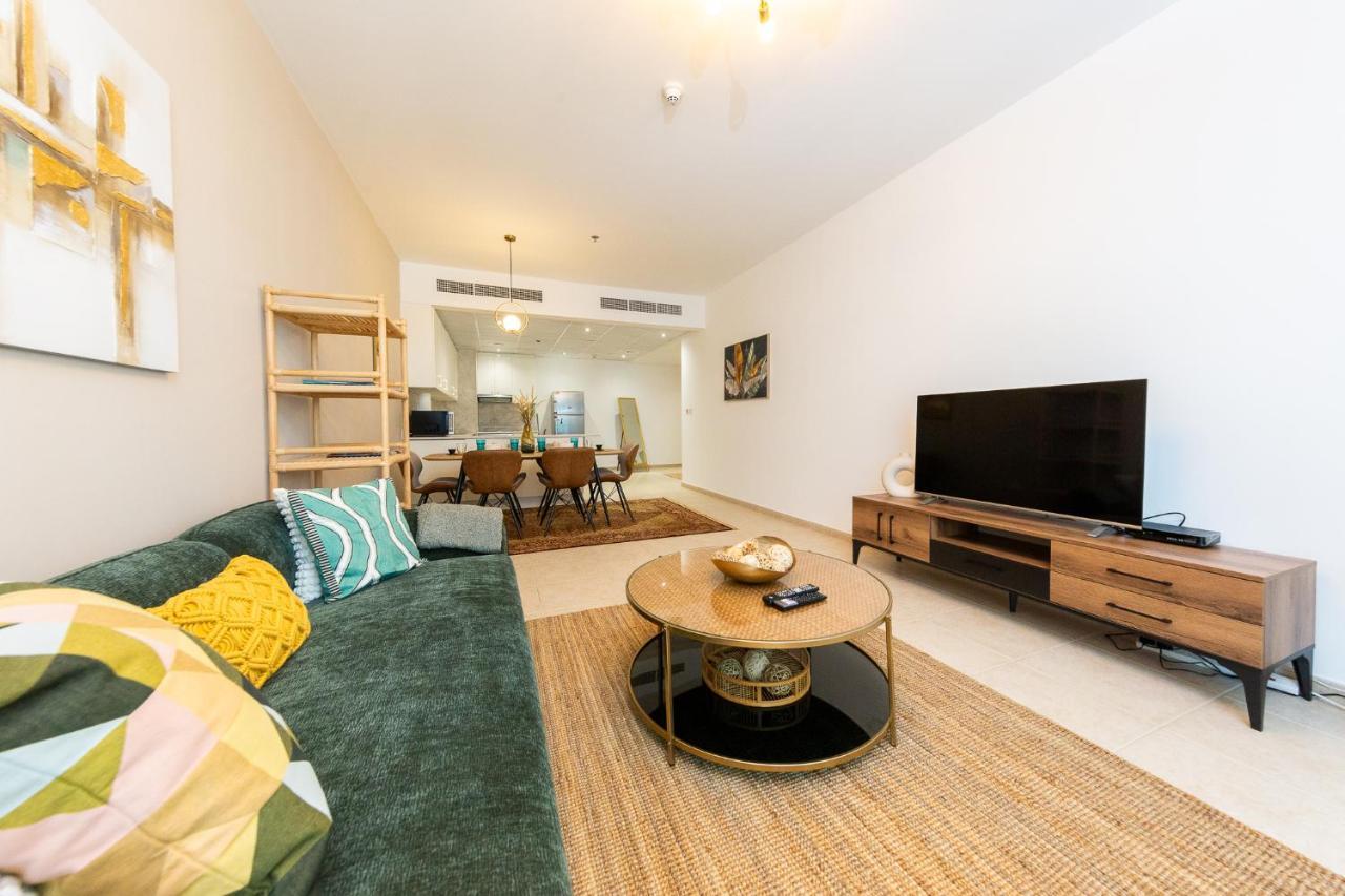 Attractive 1br With Sea View Near Barasti Club Apartment Dubai