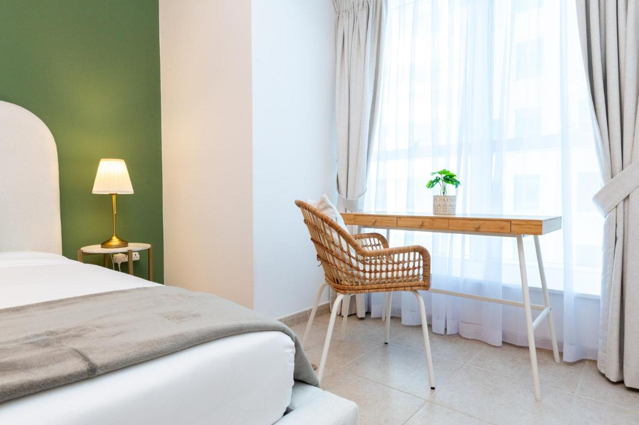 Attractive 1br With Sea View Near Barasti Club Dubai