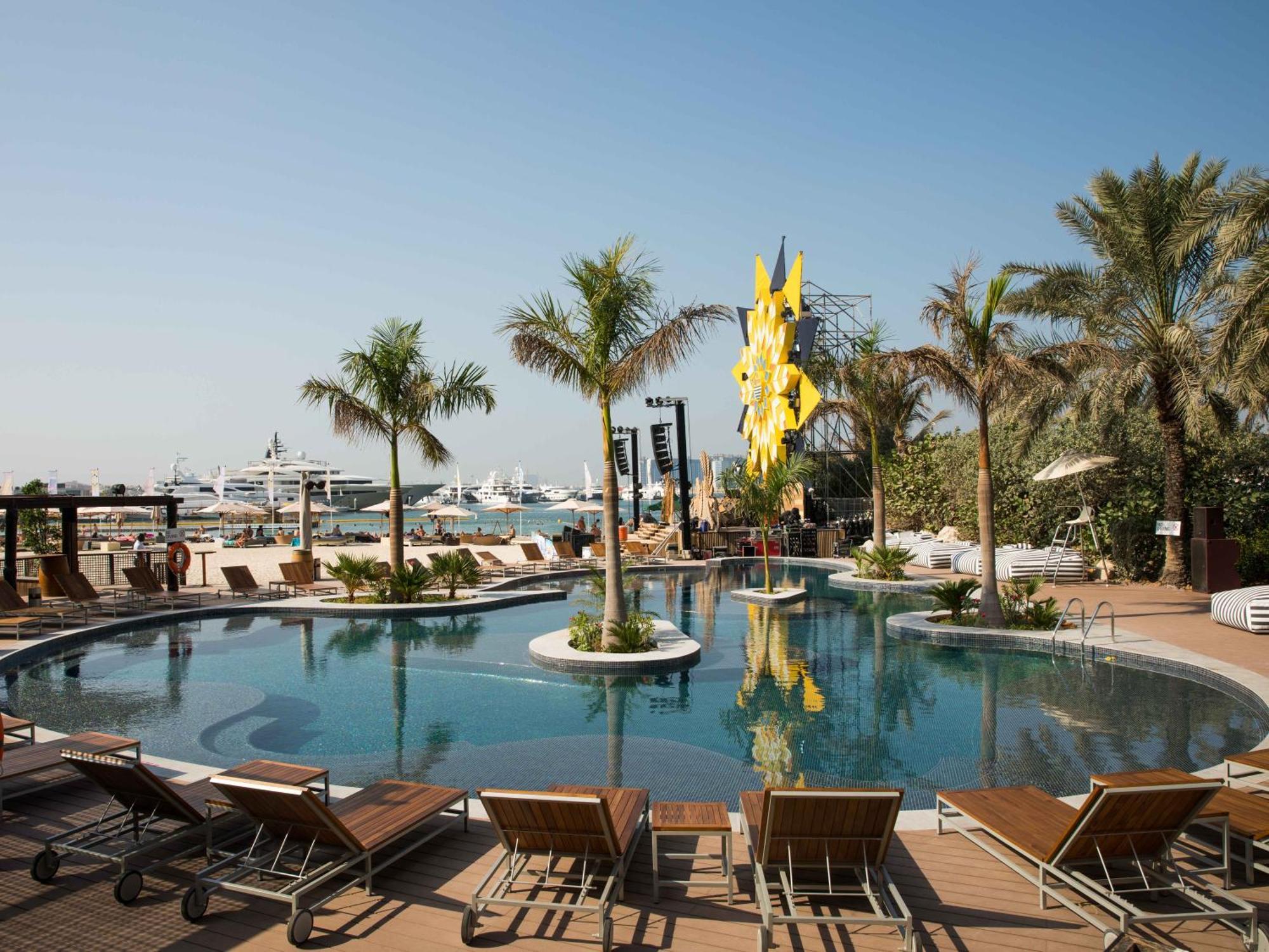 Attractive 1br With Sea View Near Barasti Club Apartment *